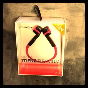 Aftershokz MINI Trekz Wireless Headphones